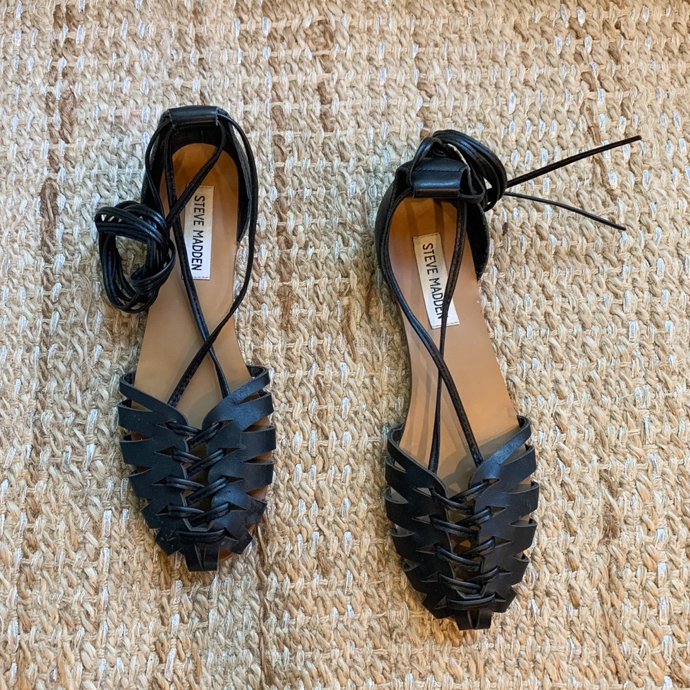 Steve Madden Lace up flats